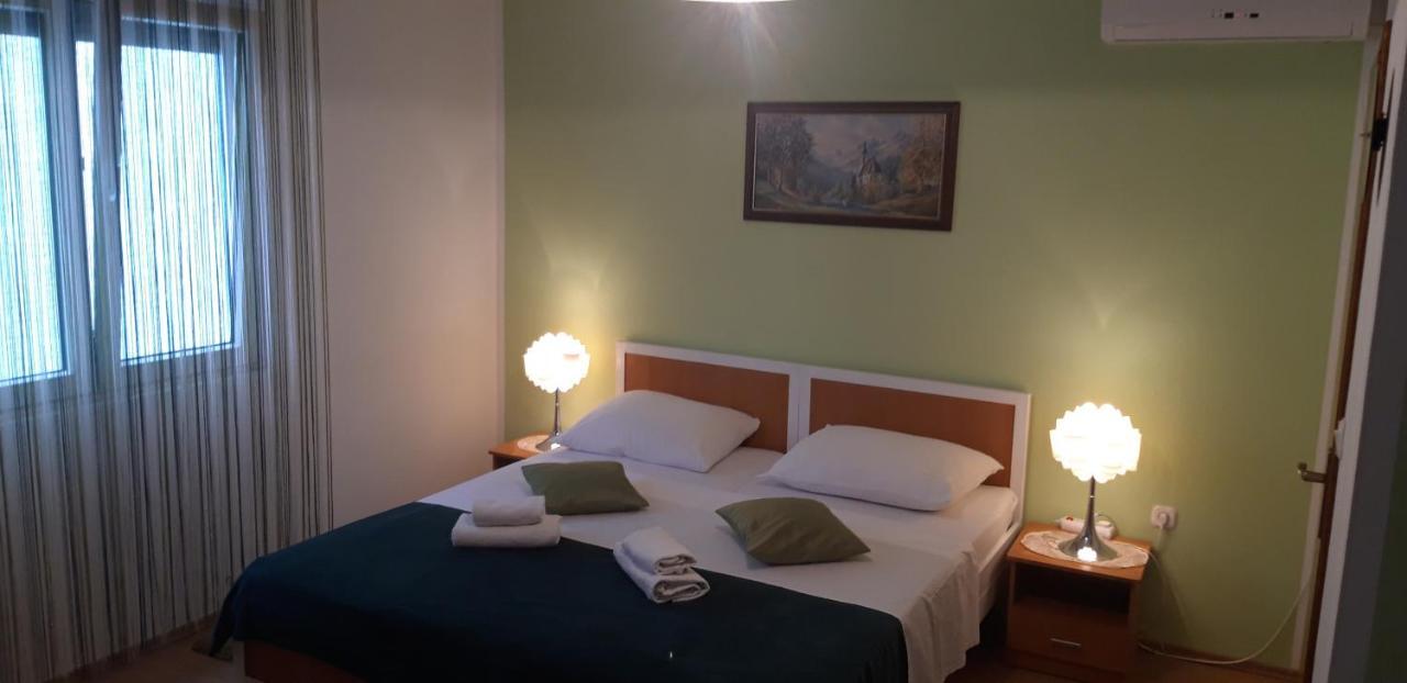 Guest House Ana Zadar Extérieur photo